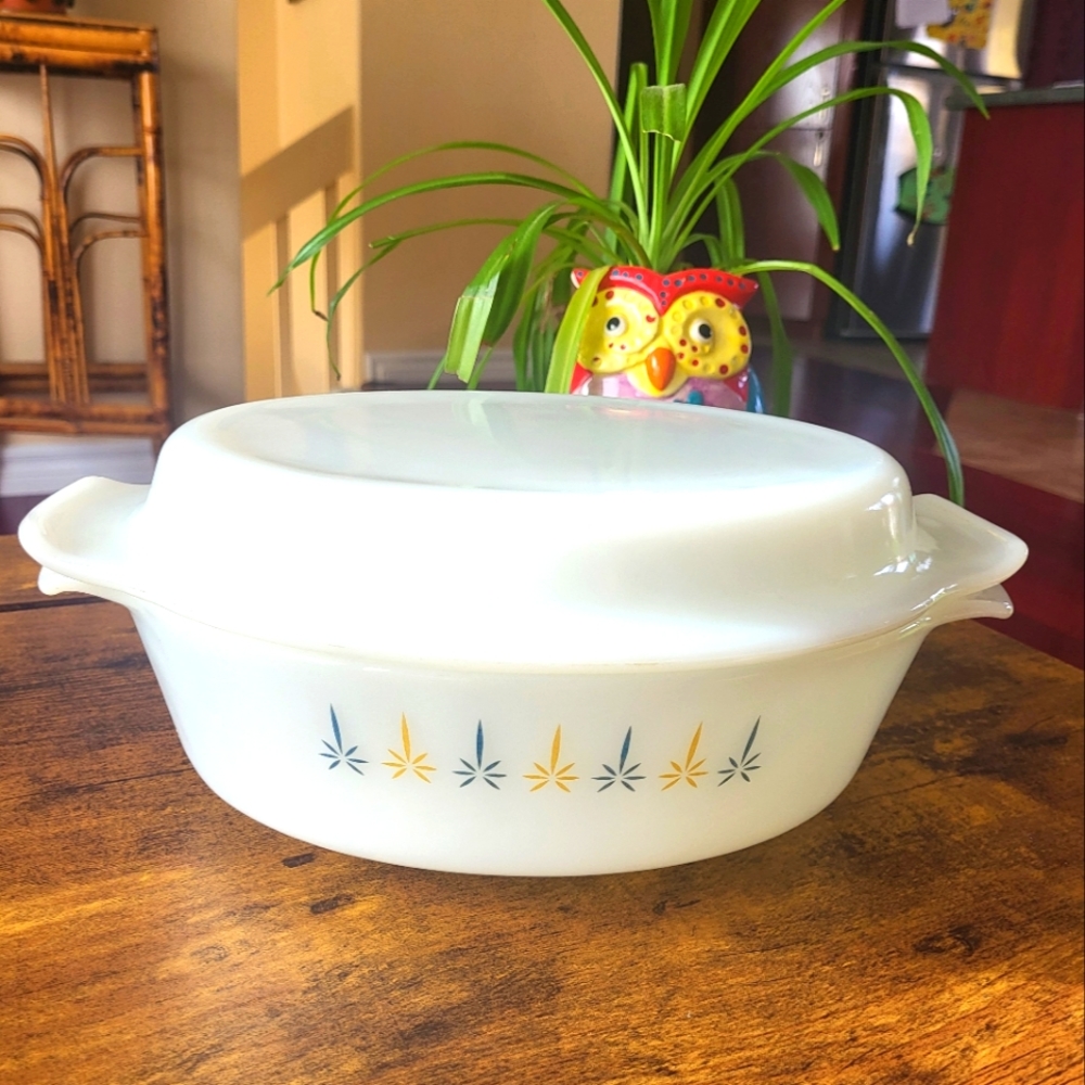 Vintage Anchor Hocking Fire King Casserole